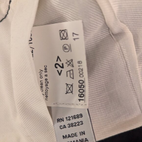 Joeffer Caoc XS satin like jacket - made in Canada - perfect condition - Picture 6 of 8